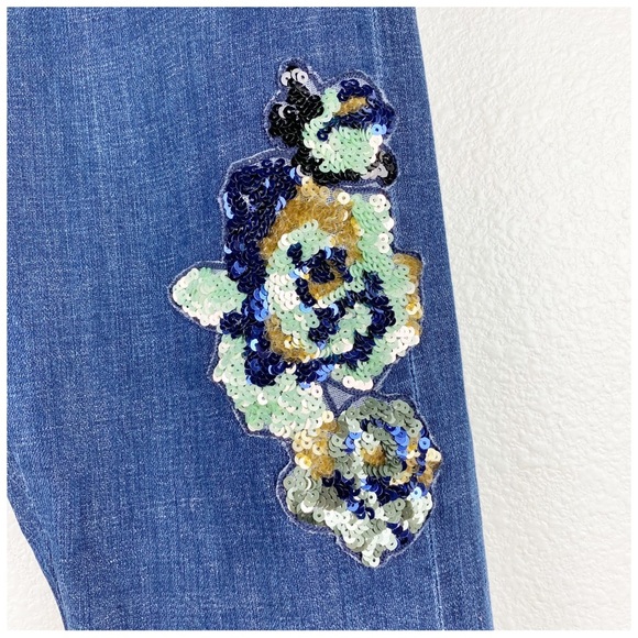 Anthropologie Pilcro Slim Boyfriend Jeans With Sequin Flowers Size 28 - Picture 8 of 11